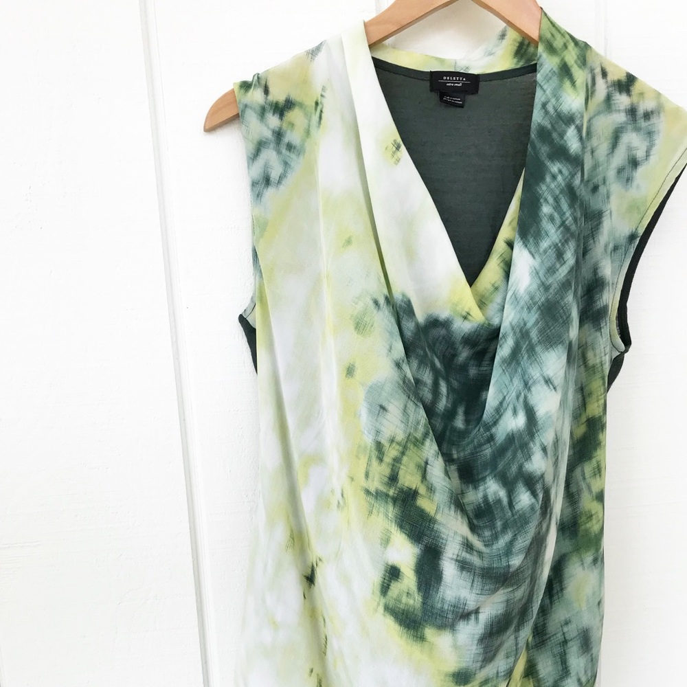 Deletta (Anthro) green sleeveless gathered top